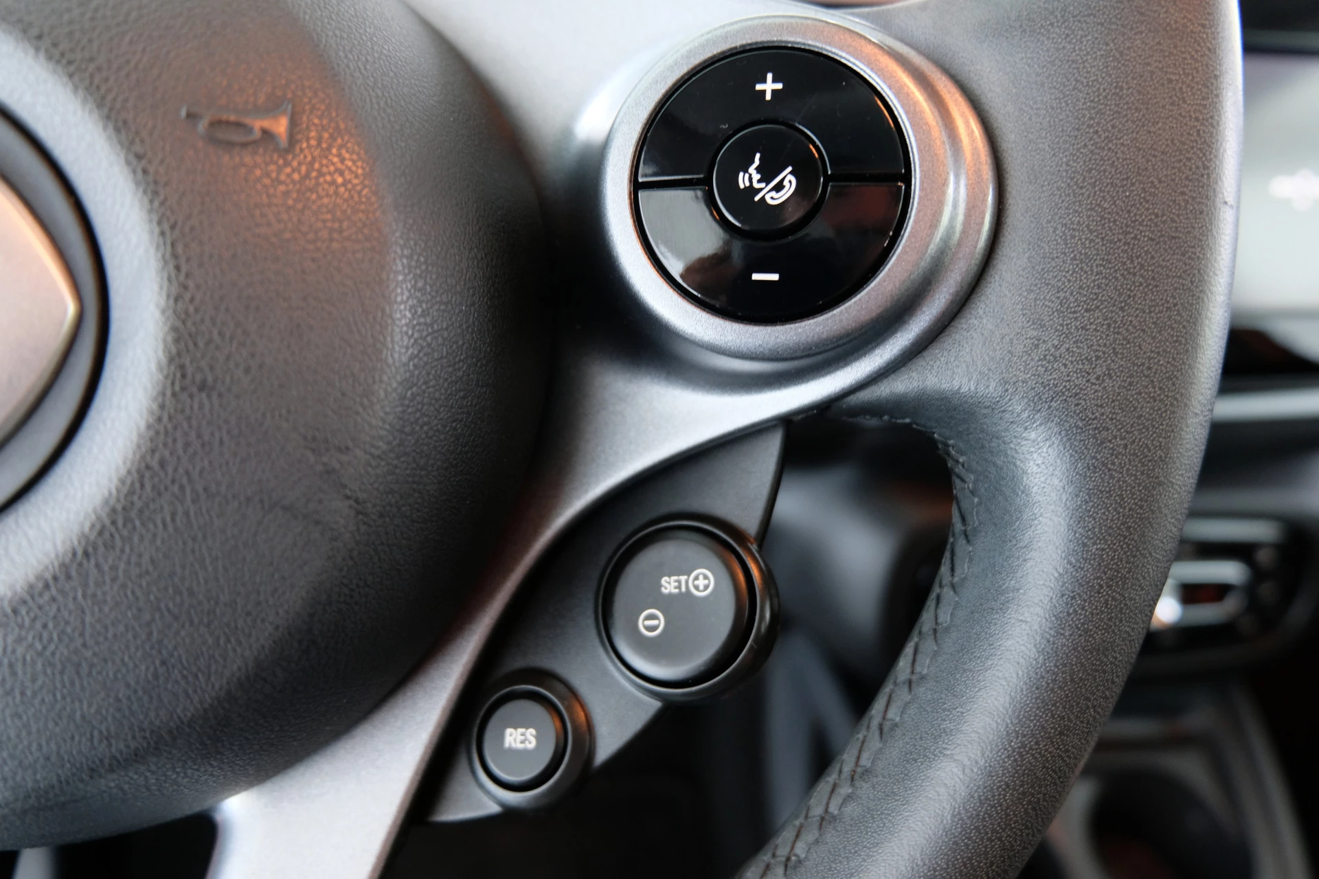 Hoofdafbeelding Smart Forfour