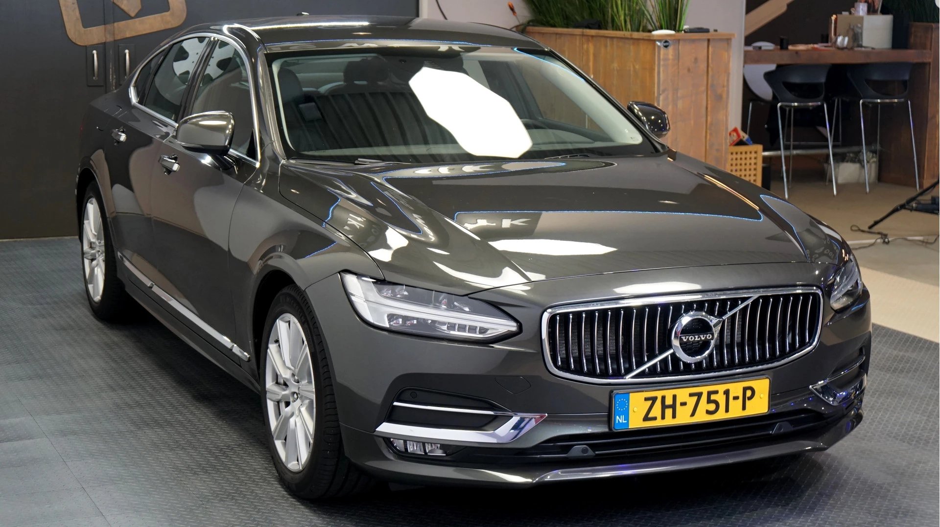 Hoofdafbeelding Volvo S90