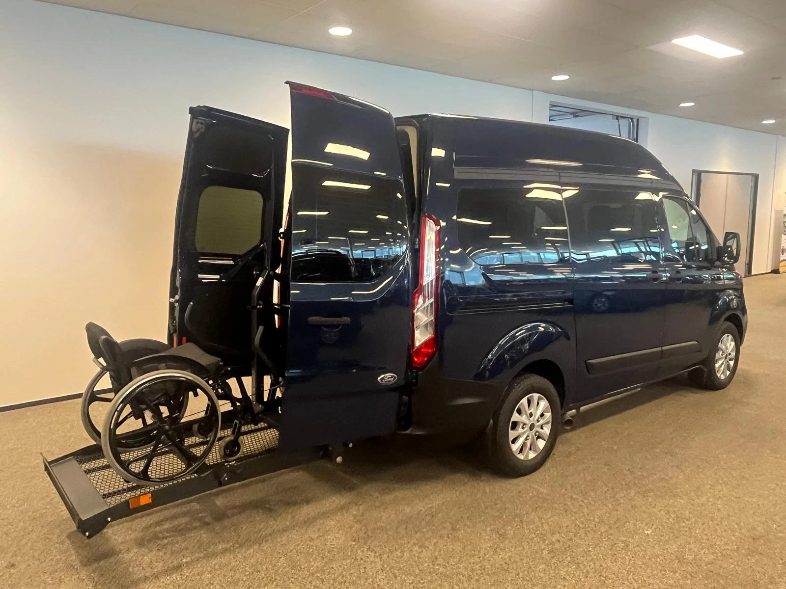 Hoofdafbeelding Ford Transit Custom