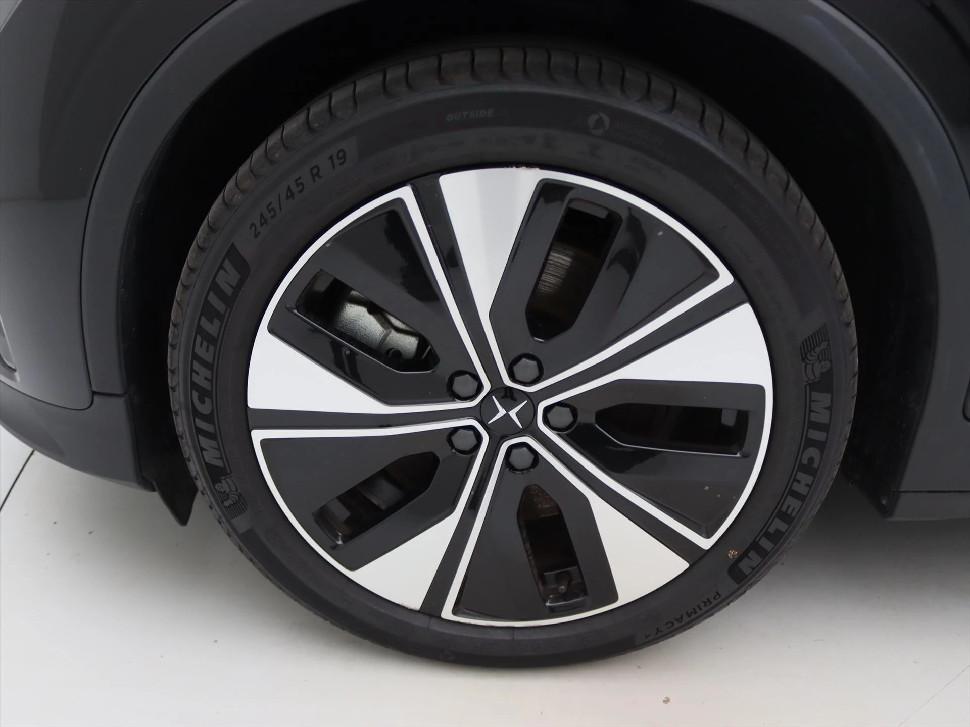 Hoofdafbeelding Polestar 2