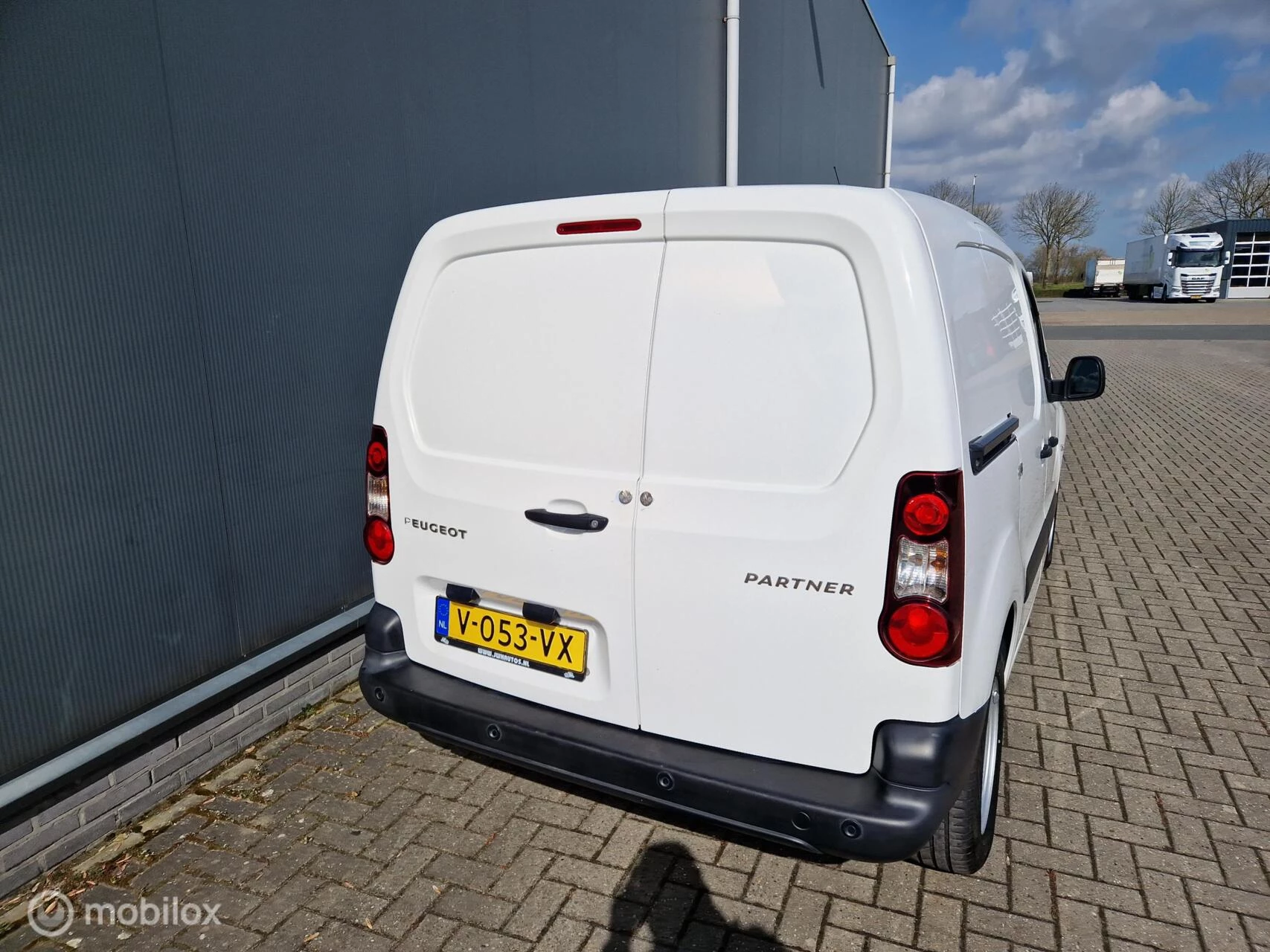 Hoofdafbeelding Peugeot Partner