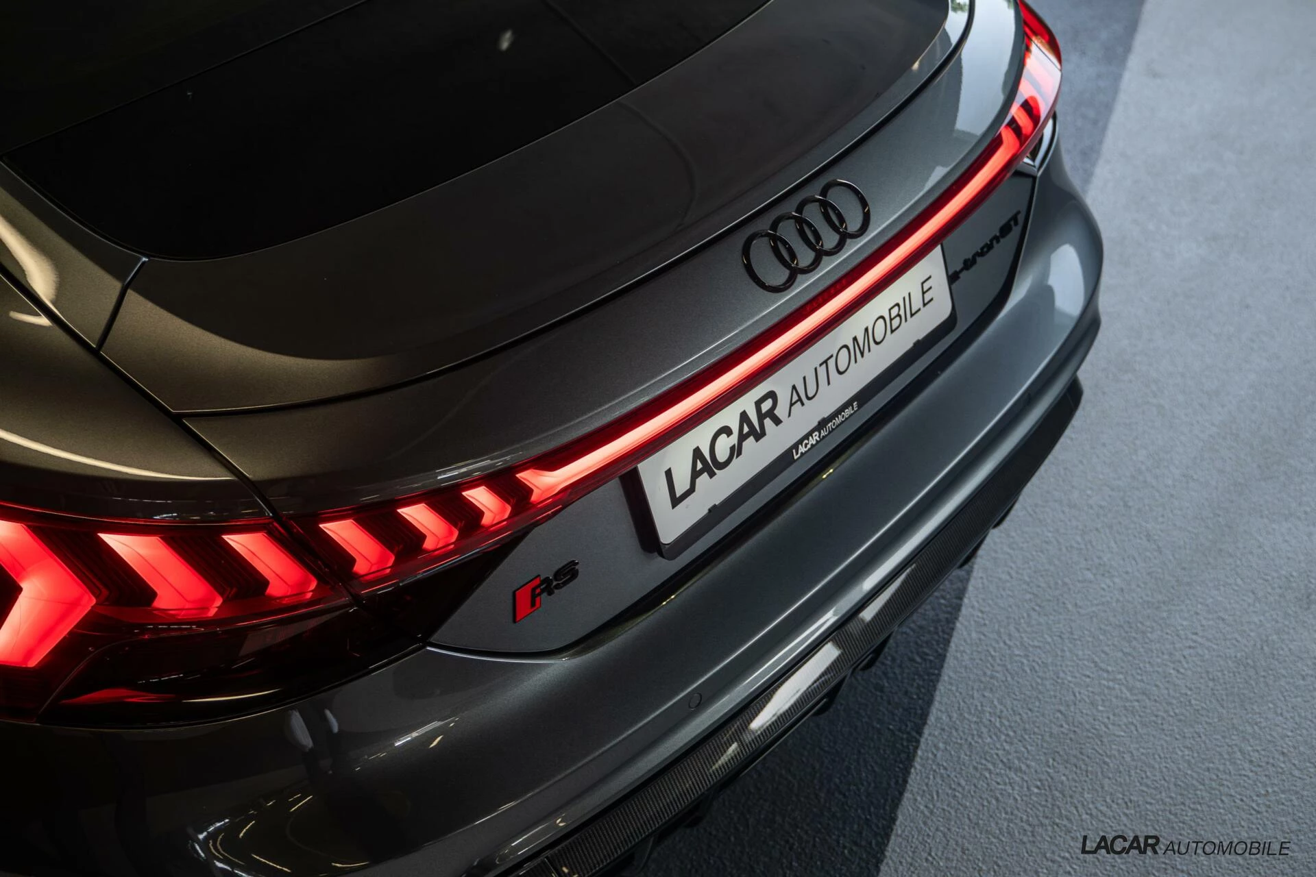 Hoofdafbeelding Audi e-tron GT