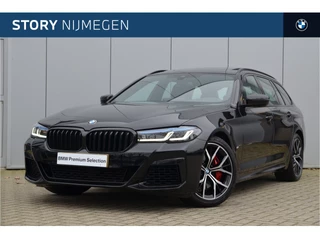 BMW 5 Serie Touring 520i High Executive M Sport Automaat / Panoramadak / Laserlight / Stoelventilatie / Comfort Access / Parking Assistant / Live Cockpit Professional / Comfortstoelen