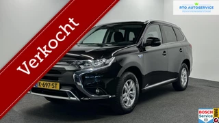 Mitsubishi Outlander 2.4 PHEV Pure TREKHAAK CARPLAY NAVI CAMERA CRUISE.