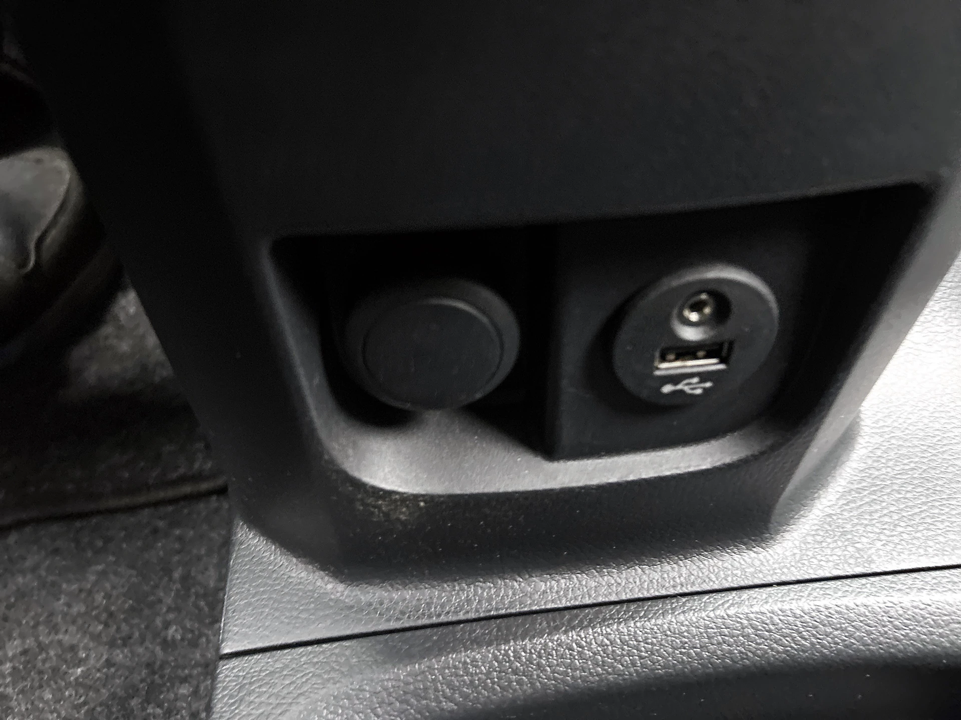 Hoofdafbeelding Nissan NV200