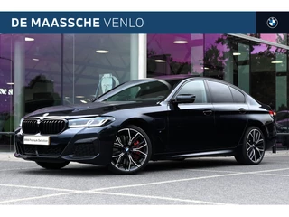 BMW 5 Serie 545e xDrive High Executive M Sport Automaat / Schuif-kanteldak / Laserlight / Parking Assistant Plus / Head-Up / Stuurverwarming / Live Cockpit Professional