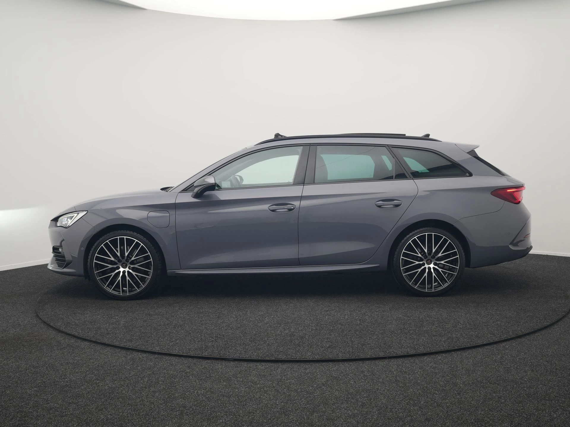 Hoofdafbeelding CUPRA Leon Sportstourer