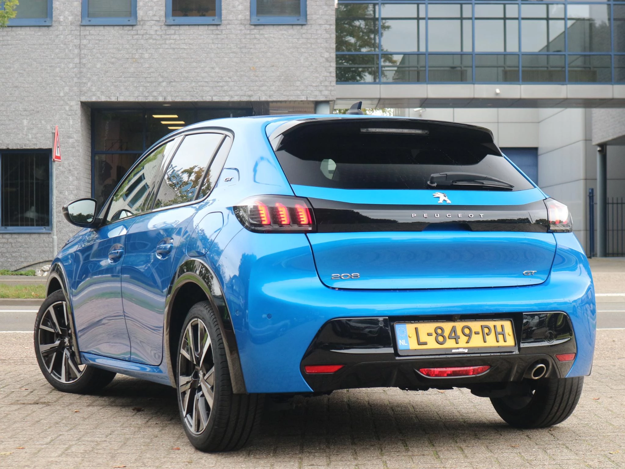 Hoofdafbeelding Peugeot 208