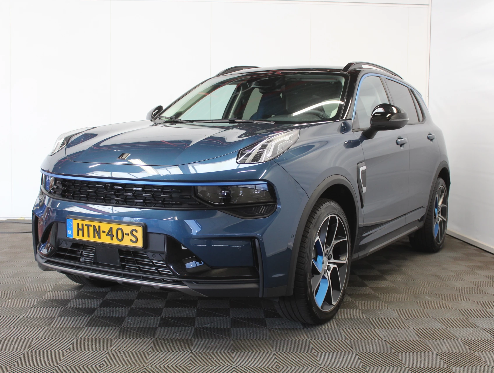 Hoofdafbeelding Lynk & Co 01