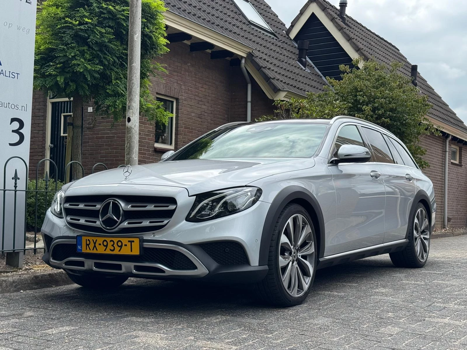 Hoofdafbeelding Mercedes-Benz E-Klasse