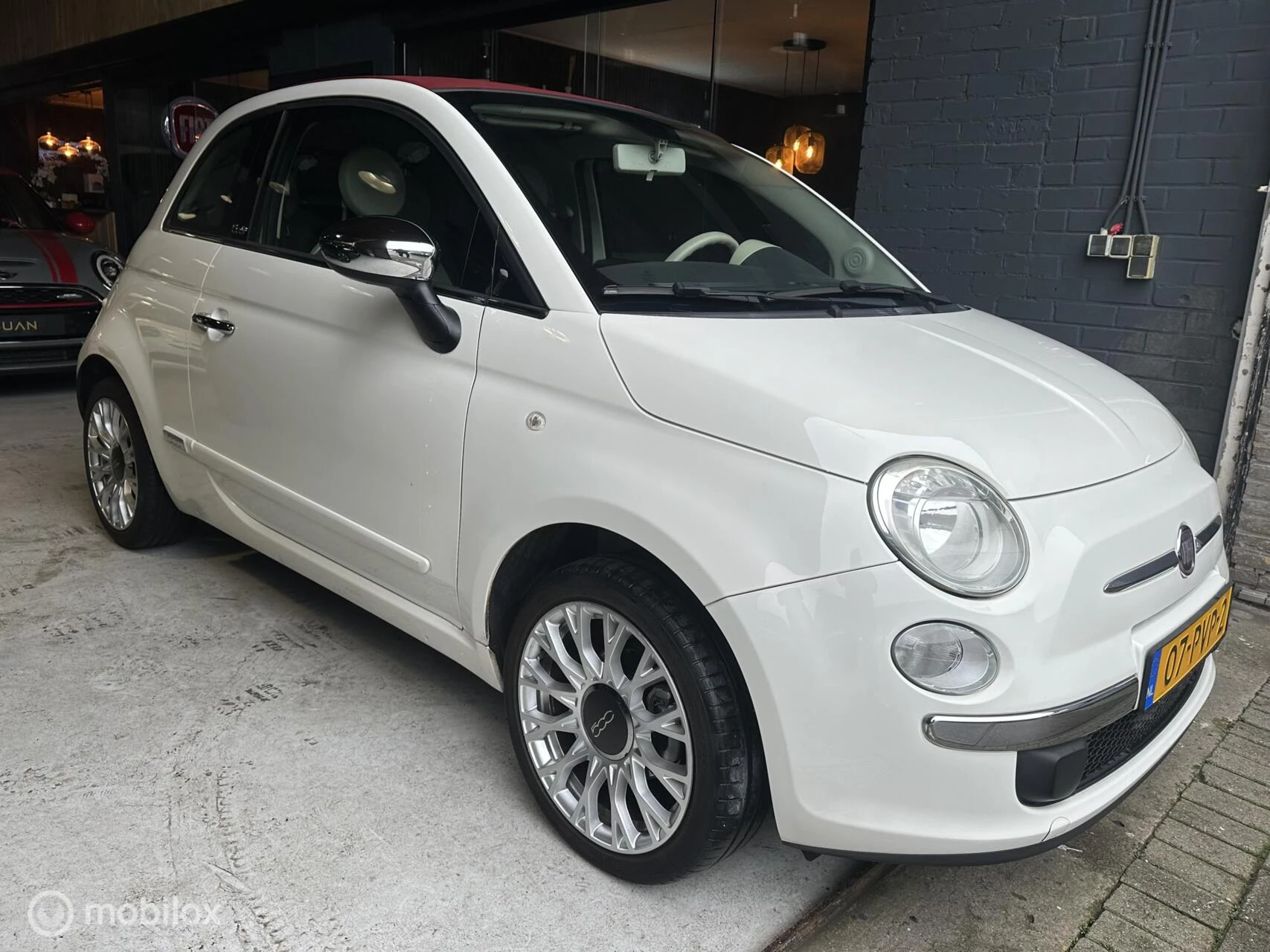 Hoofdafbeelding Fiat 500