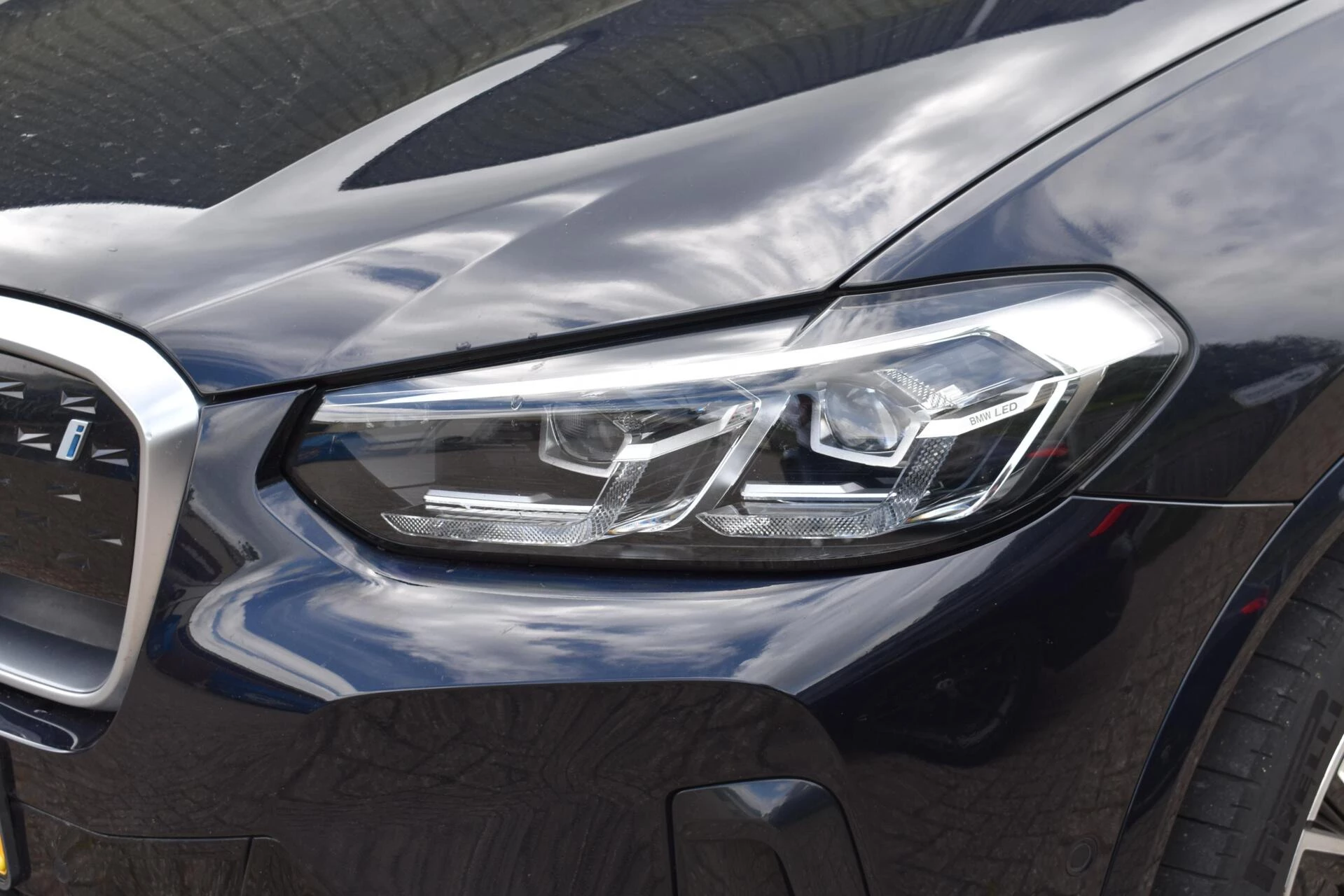 Hoofdafbeelding BMW iX3