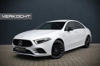 Mercedes-Benz A-Klasse 180 Business Solution AMG | Stoelverwarming | Camera | Ambiance Verlichting | Keyless | Apple Carplay | Navigatie | Cruise Control |