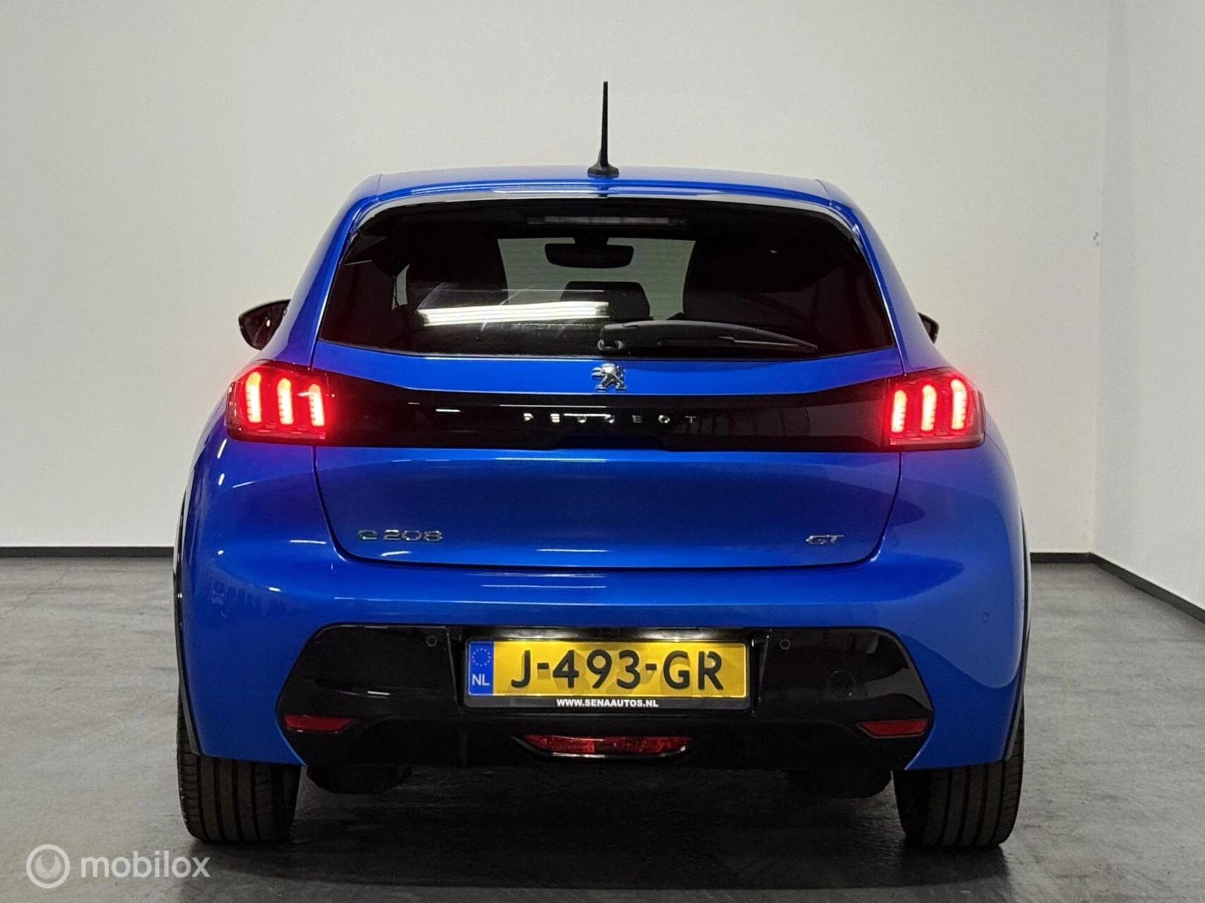 Hoofdafbeelding Peugeot e-208