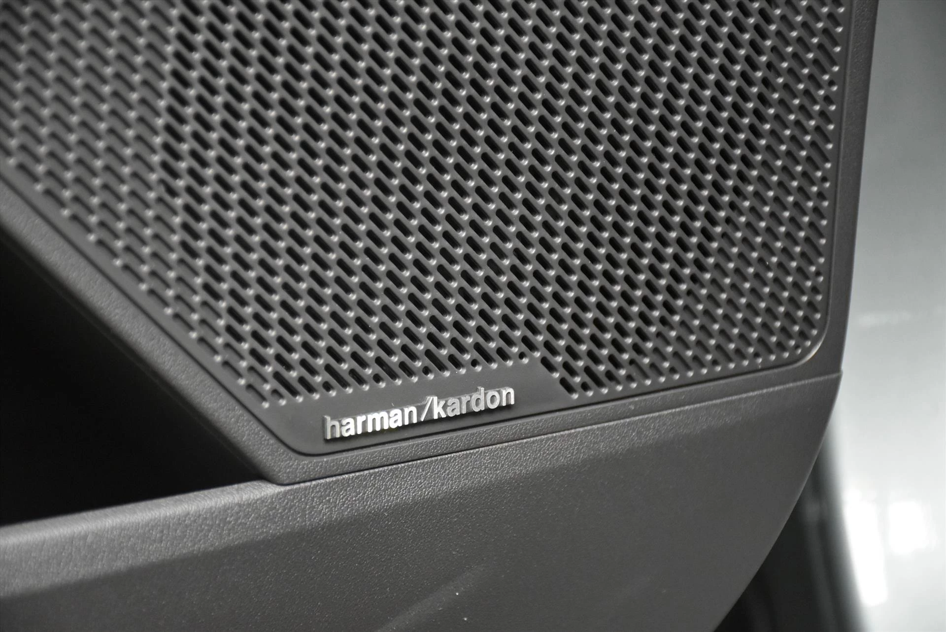 Hoofdafbeelding Kia EV5