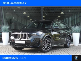 Hoofdafbeelding BMW X1 BMW X1 sDrive18i M Sport Automaat / Sportstoelen / Achteruitrijcamera / Comfort Access / M Adaptief onderstel / Adaptieve LED