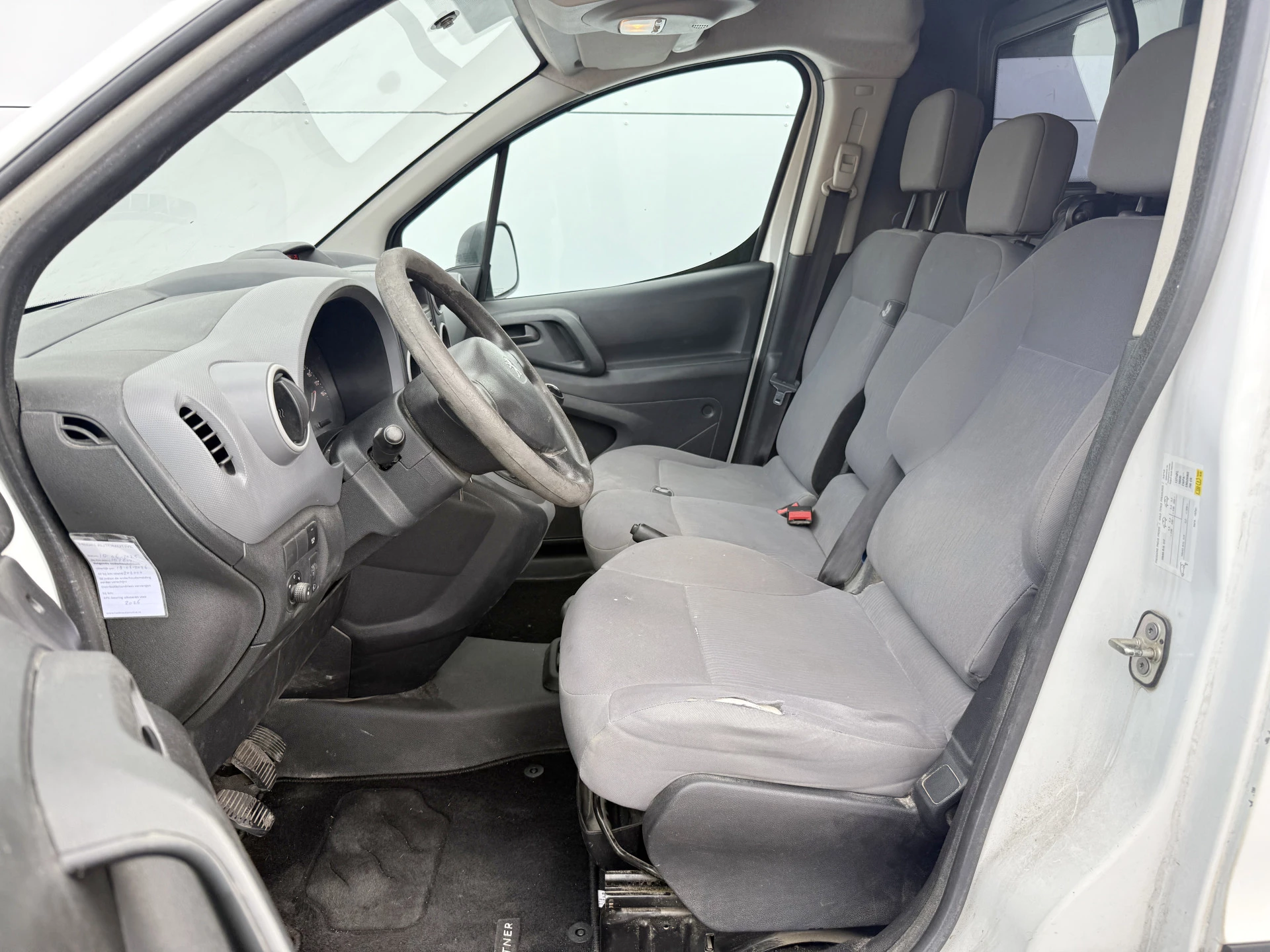 Hoofdafbeelding Peugeot Partner