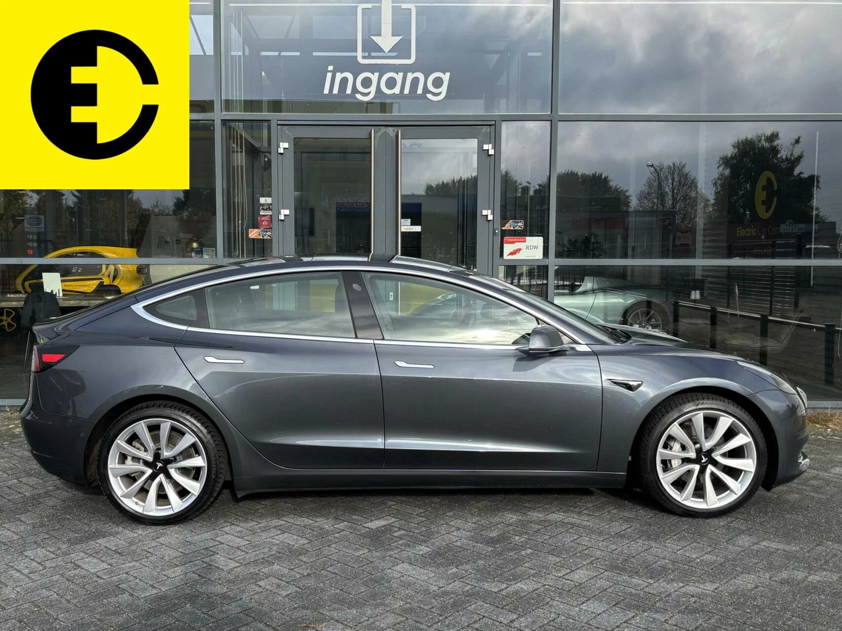 Hoofdafbeelding Tesla Model 3