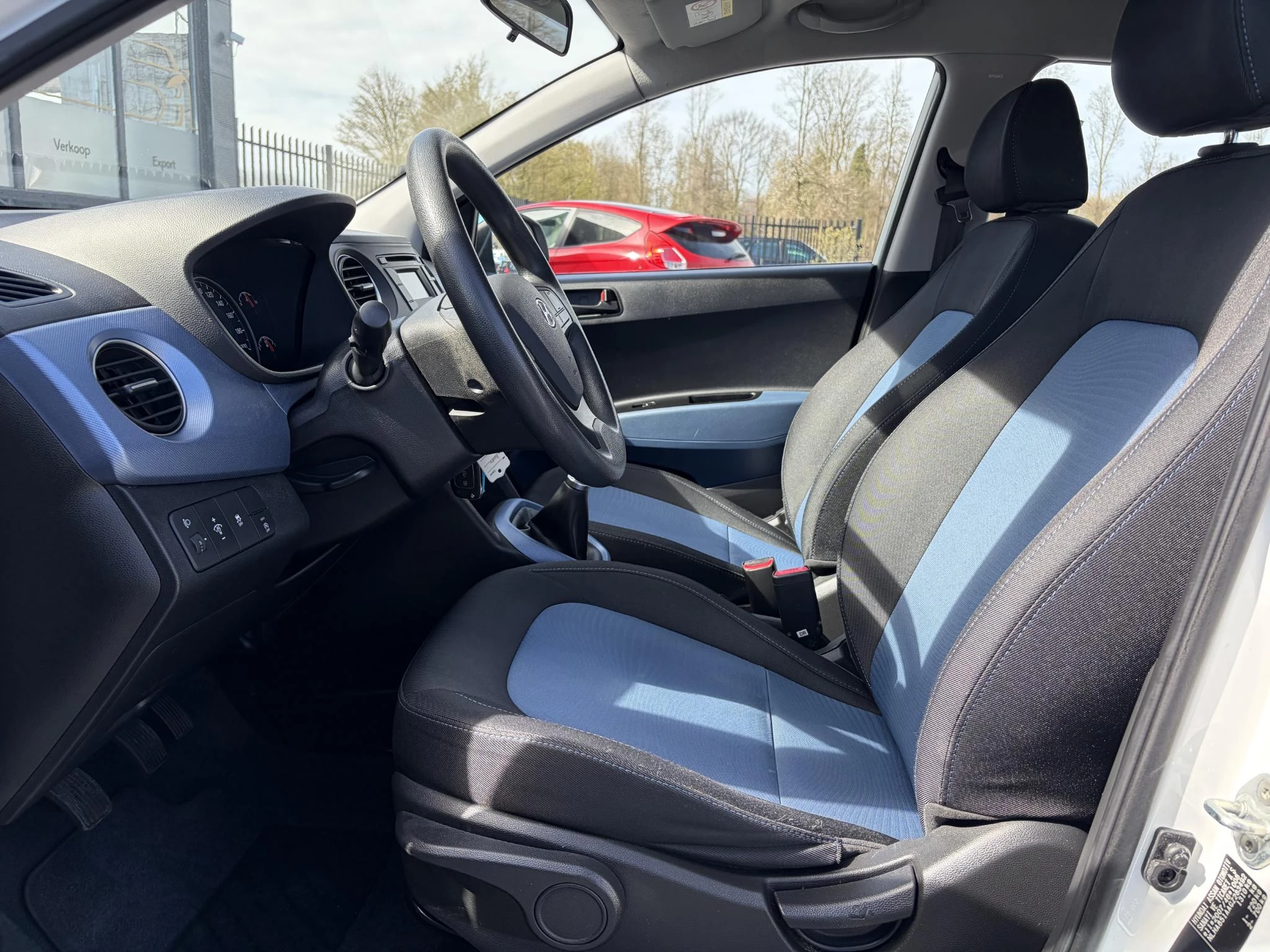 Hoofdafbeelding Hyundai i10