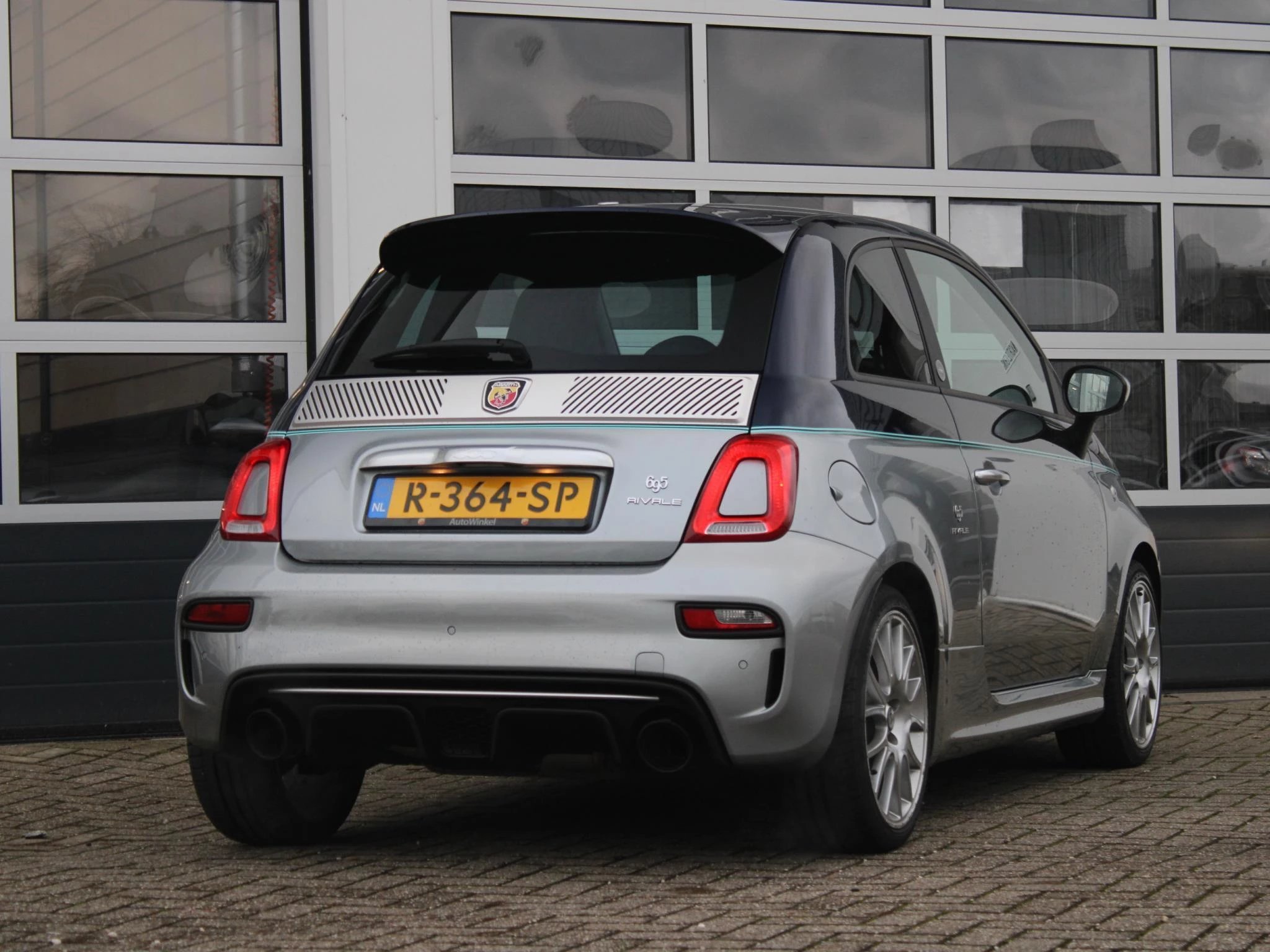 Hoofdafbeelding Abarth 695