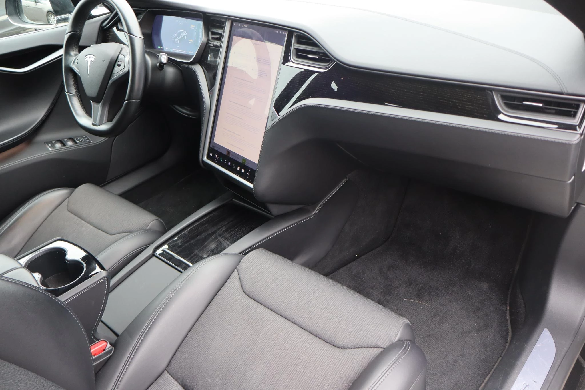 Hoofdafbeelding Tesla Model S