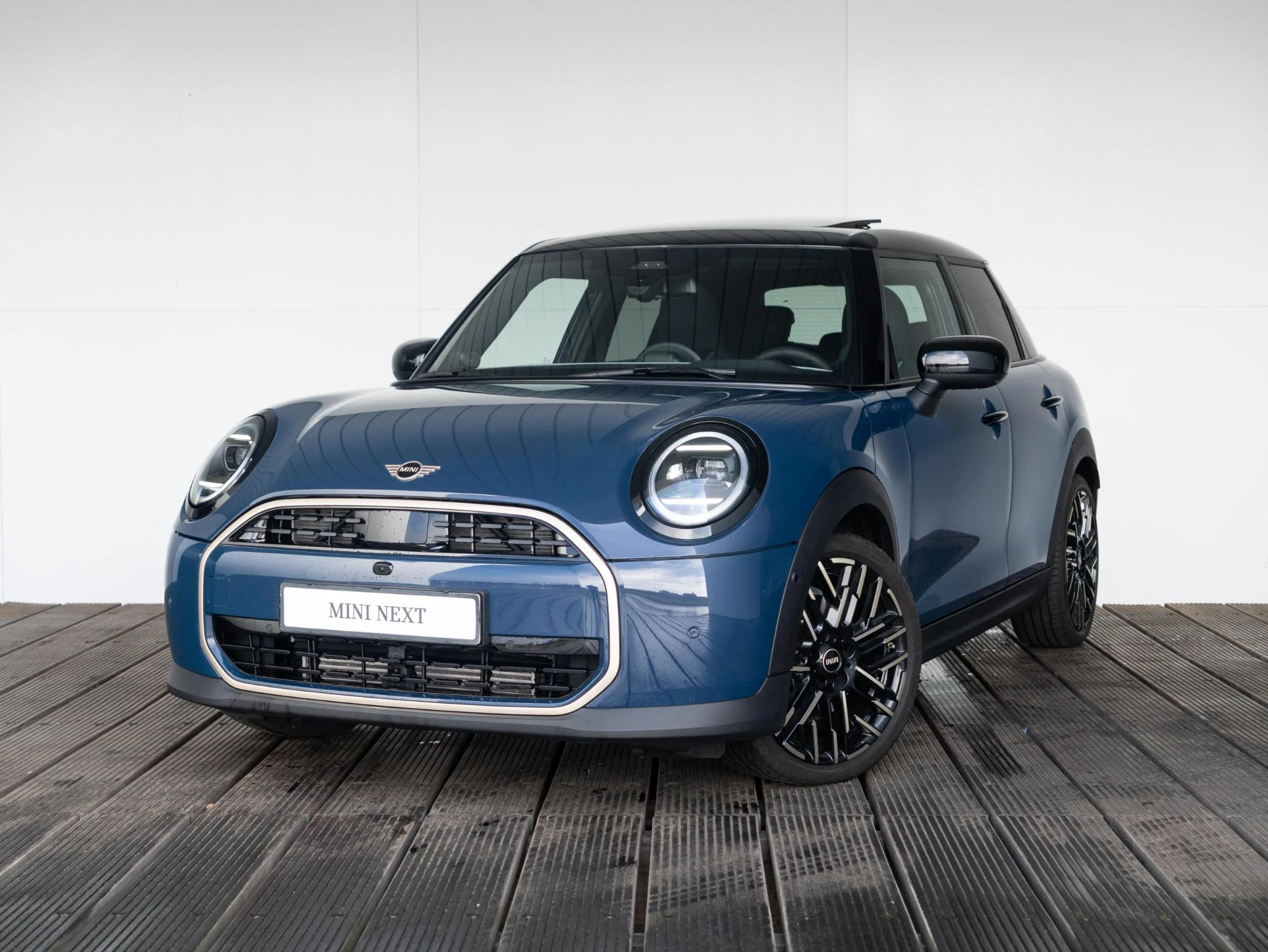 Hoofdafbeelding MINI 5-deurs