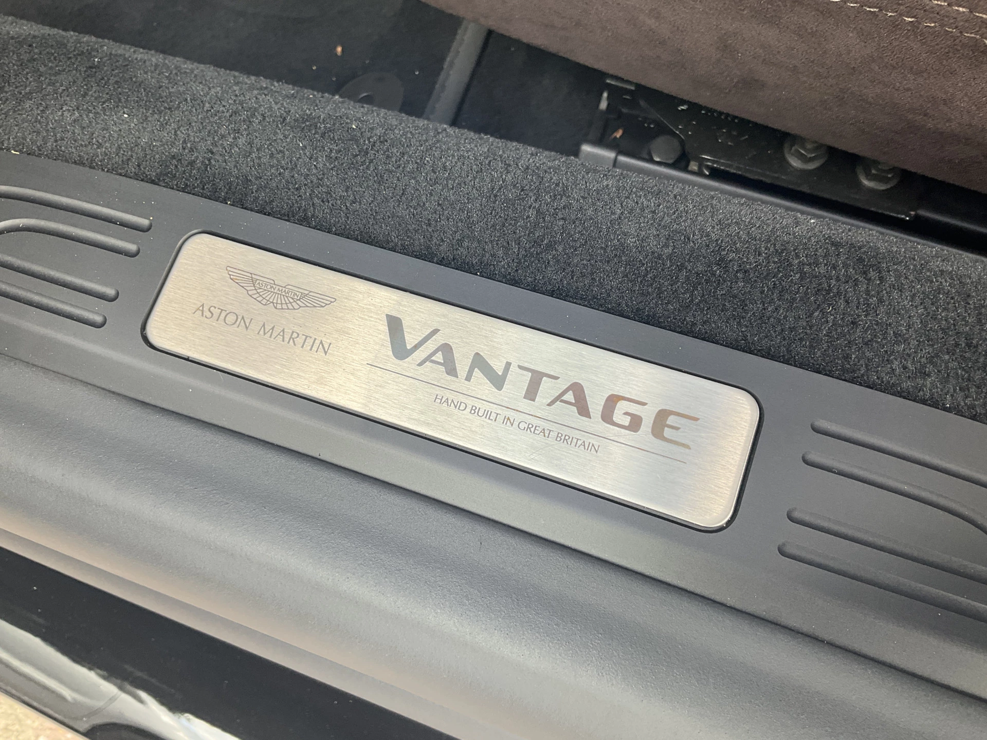 Hoofdafbeelding Aston Martin V8 Vantage