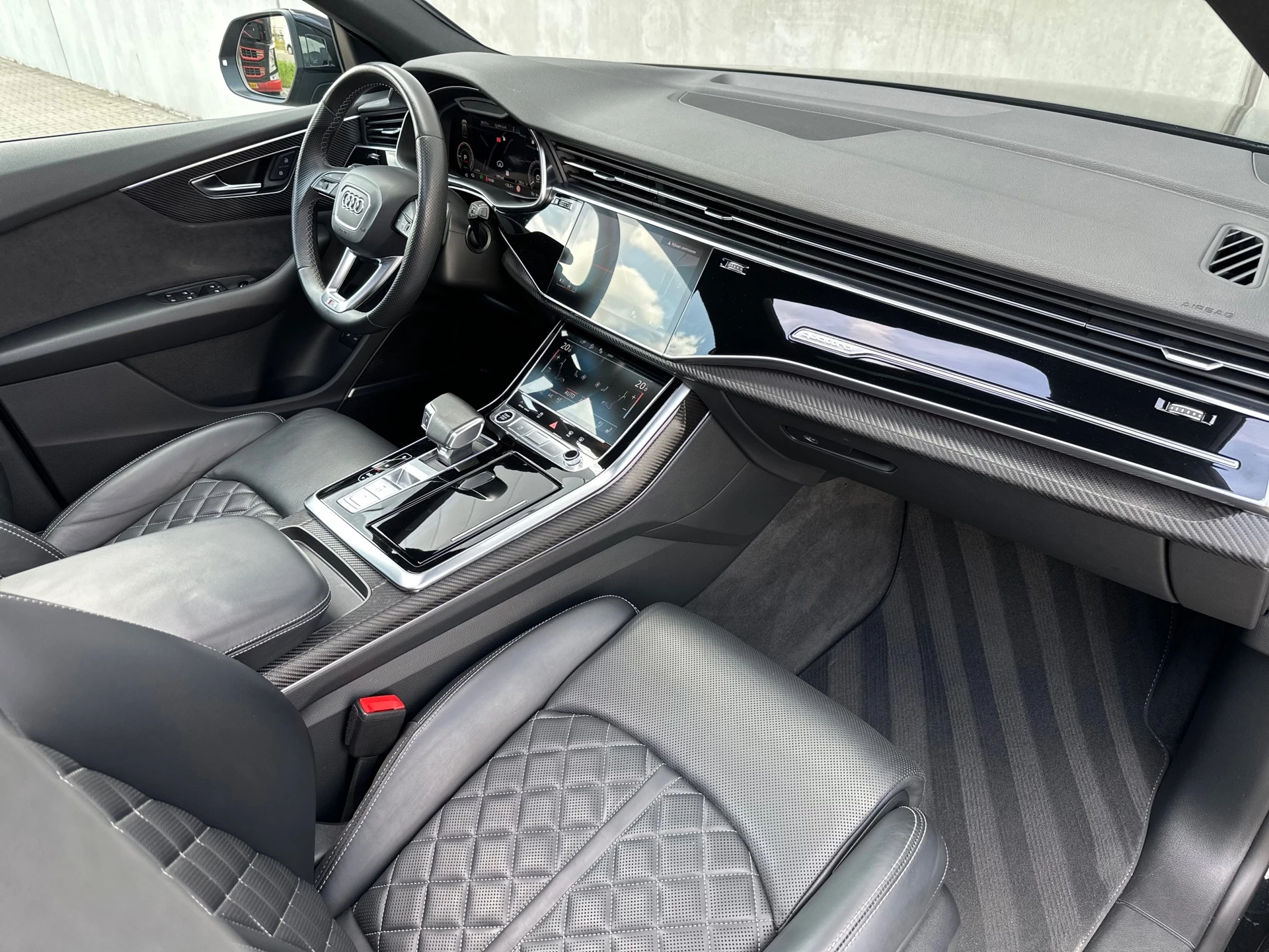 Hoofdafbeelding Audi Q8