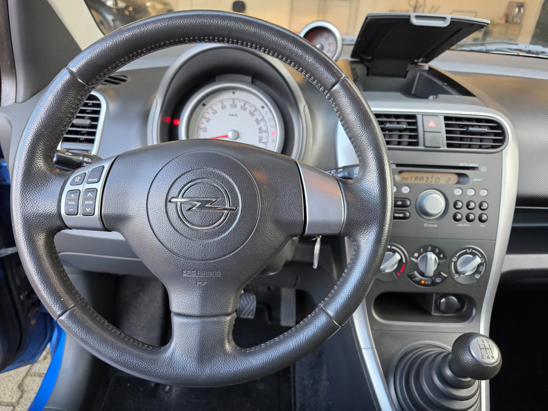 Hoofdafbeelding Opel Agila