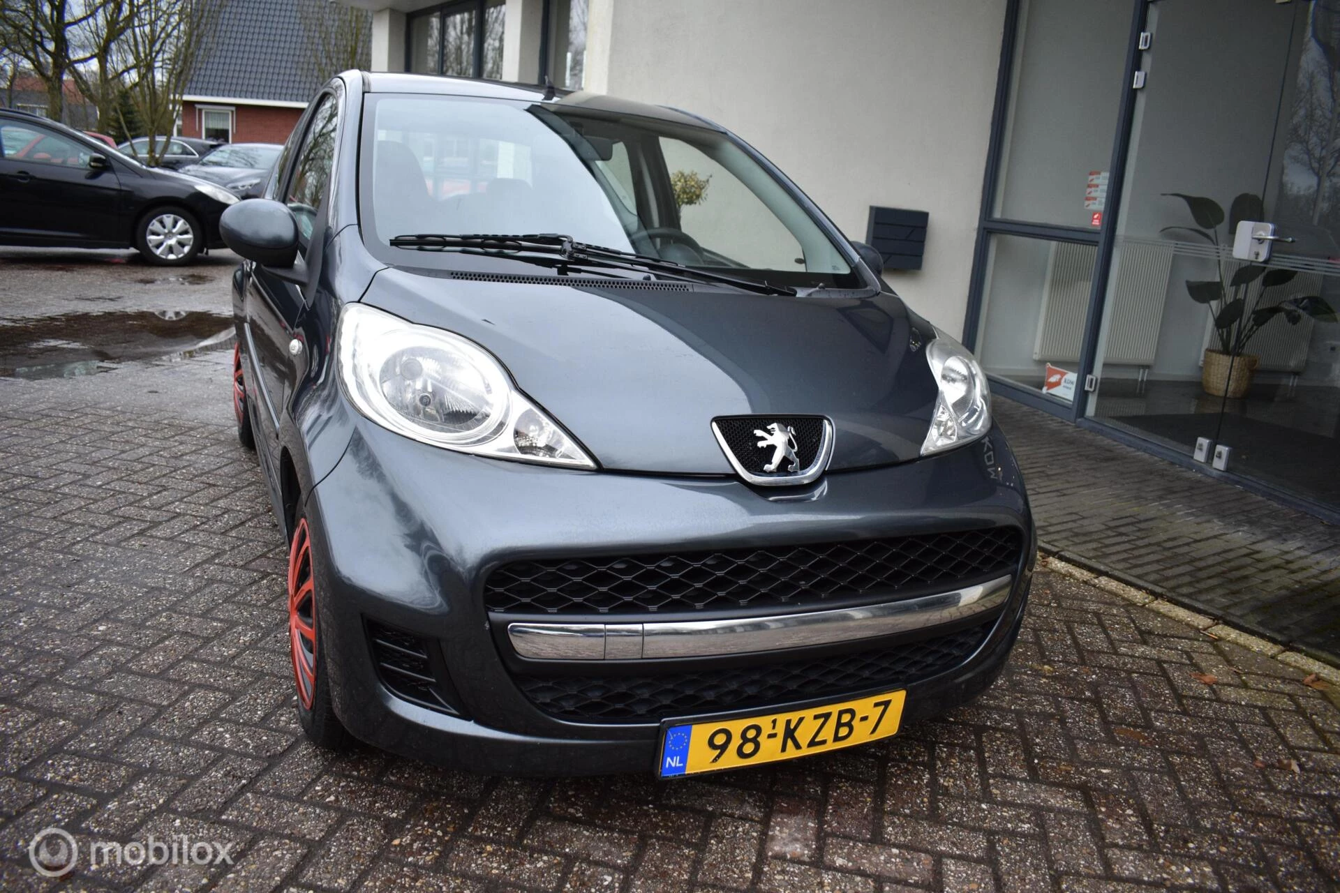 Hoofdafbeelding Peugeot 107