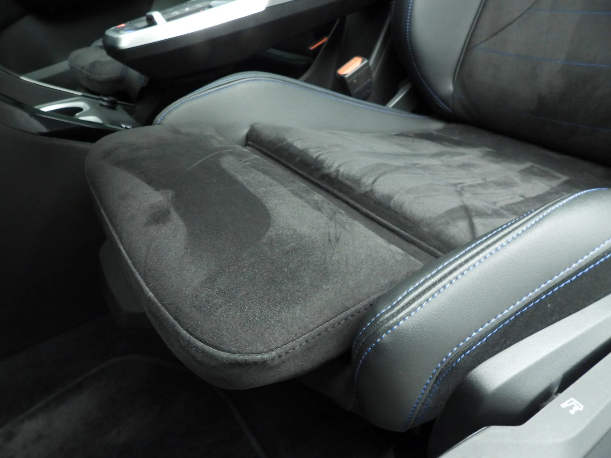 Hoofdafbeelding BMW iX2