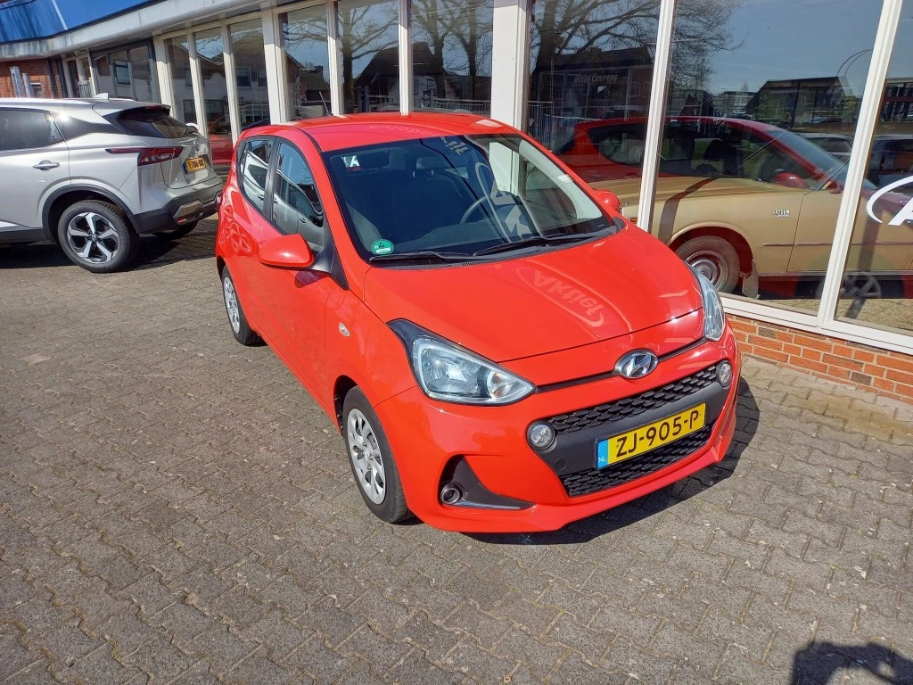 Hoofdafbeelding Hyundai i10