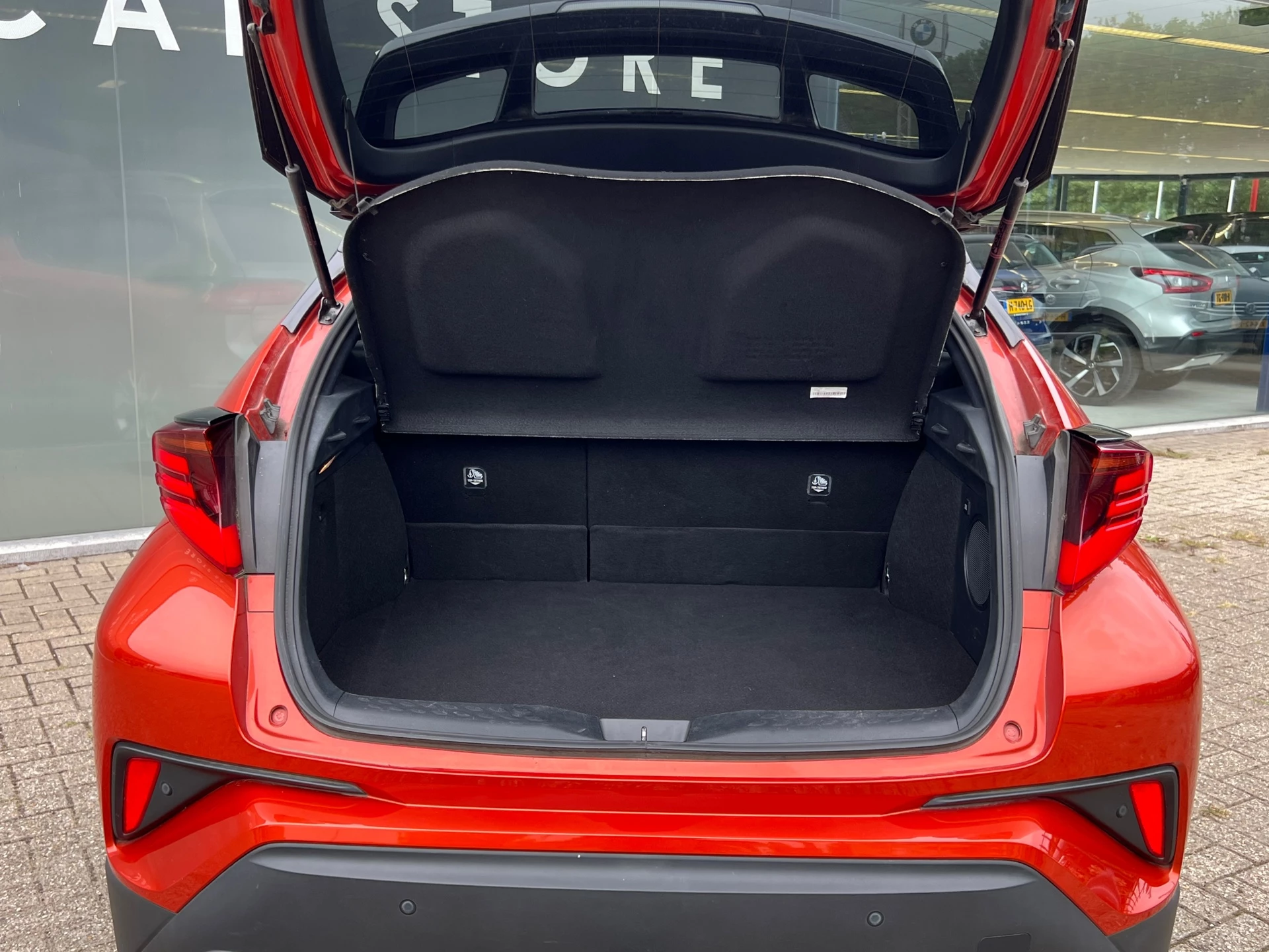 Hoofdafbeelding Toyota C-HR