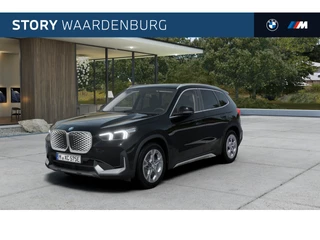 Hoofdafbeelding BMW iX1 BMW iX1 eDrive20 xLine / Trekhaak / Comfort Access / Achteruitrijcamera / Stoelverwarming / Adaptieve LED