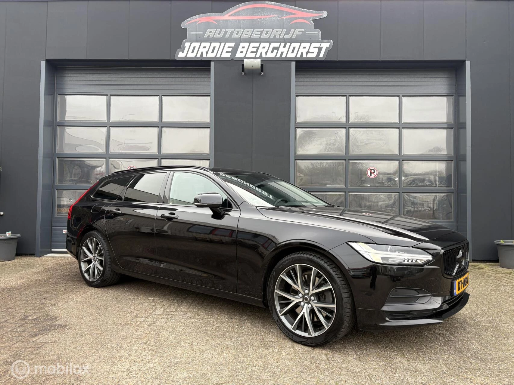 Hoofdafbeelding Volvo V90
