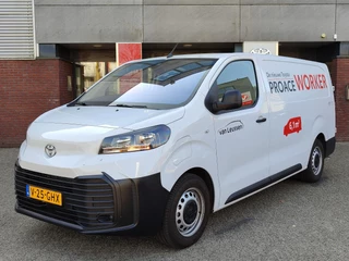 Hoofdafbeelding Toyota ProAce Toyota PROACE Long Worker CHALLENGER 75KWH ELECTRIC CRUISE AIRCO APPLE/ANDROID PARK-SENSOREN BLUETOOTH EL-RAMEN/SPIEGELS