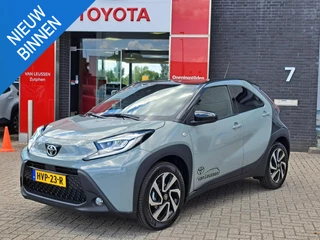Toyota Aygo X S-CVT Pulse APPLE/ANDROID CAMERA CLIMA 17"LMV PRIVACY-GLASS LED DAB+ NL-AUTO