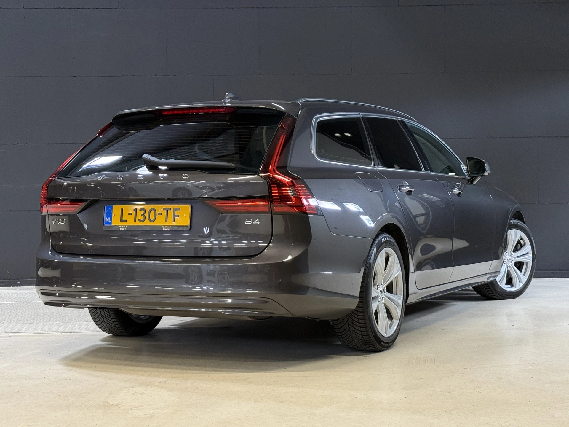 Hoofdafbeelding Volvo V90