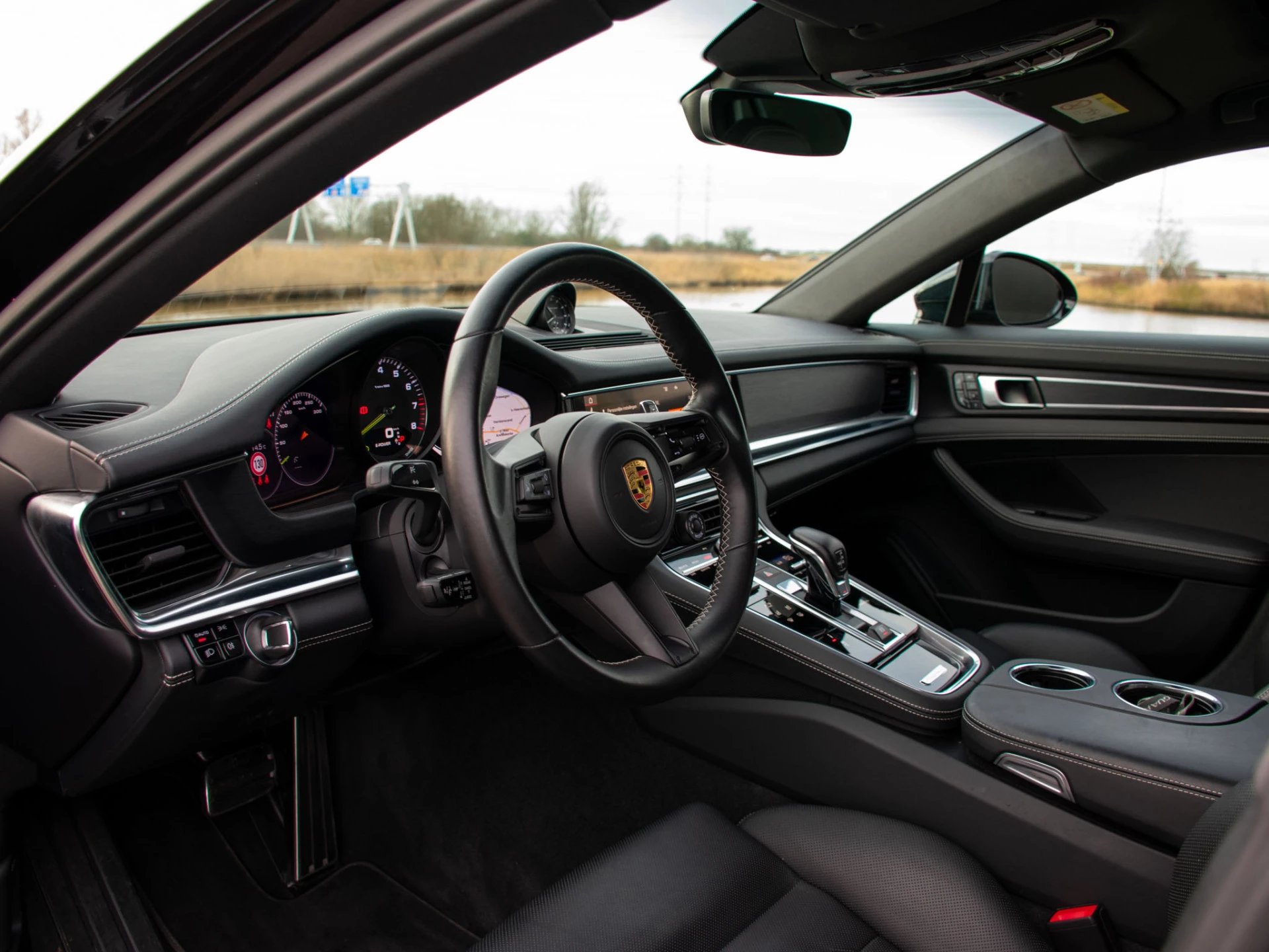 Hoofdafbeelding Porsche Panamera