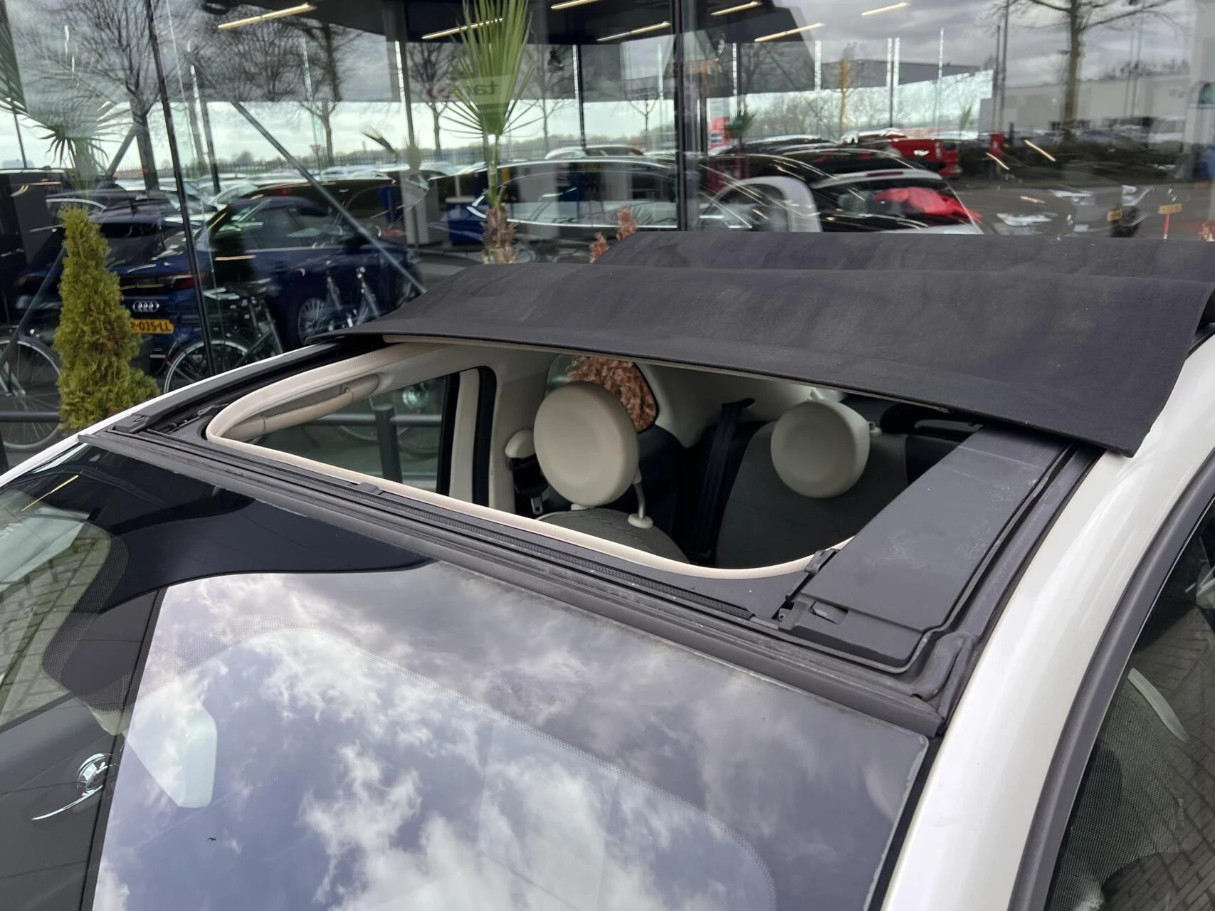 Hoofdafbeelding Fiat 500C