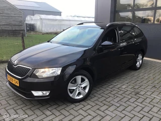 Skoda Octavia Combi 1.2 TSI  NL auto. Perfect onderhouden