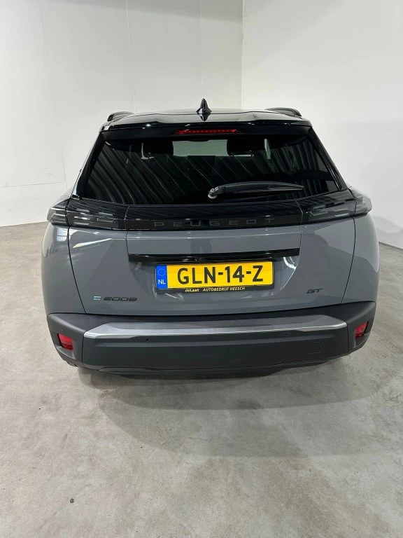 Hoofdafbeelding Peugeot e-2008