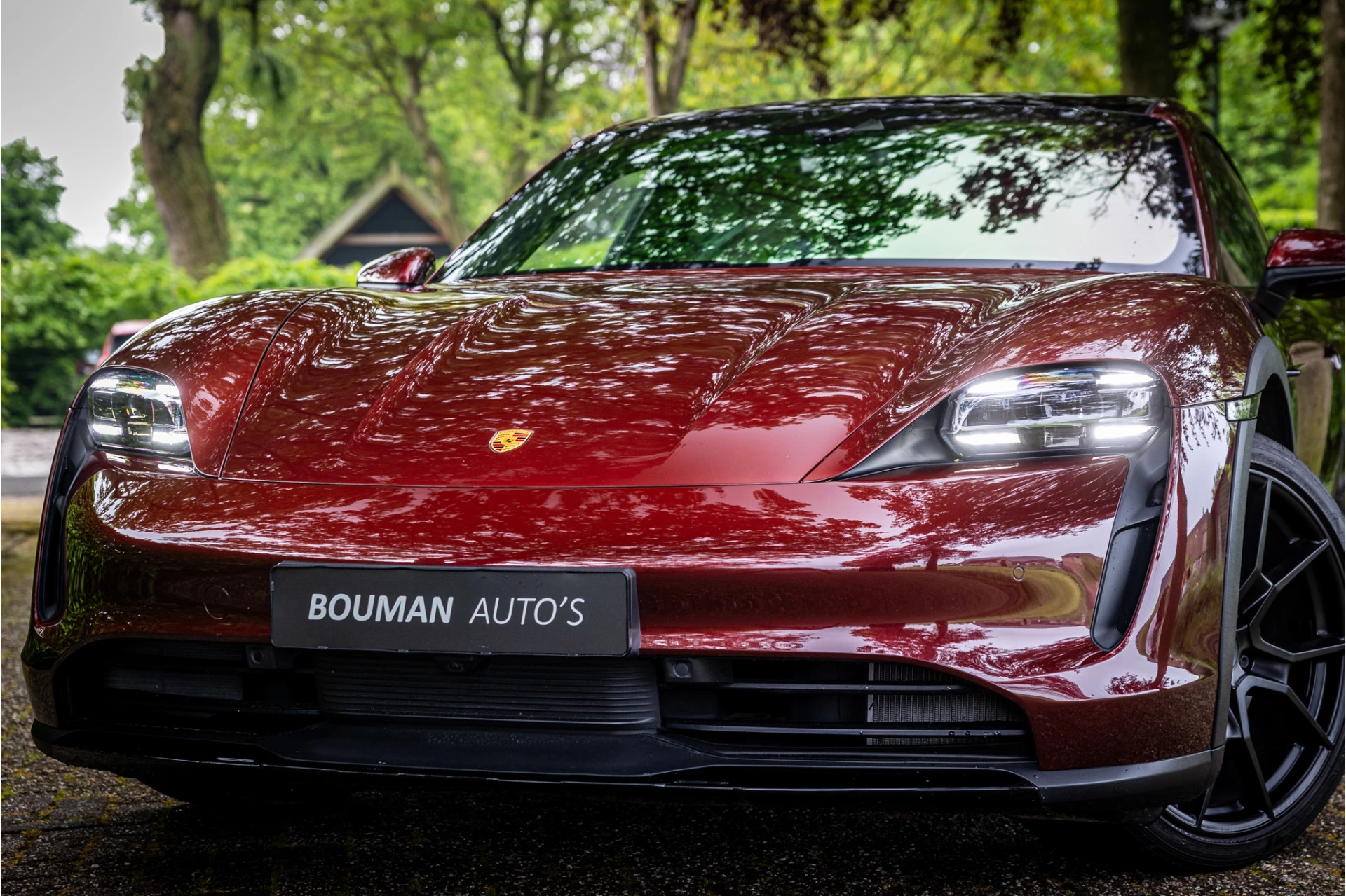 Hoofdafbeelding Porsche Taycan