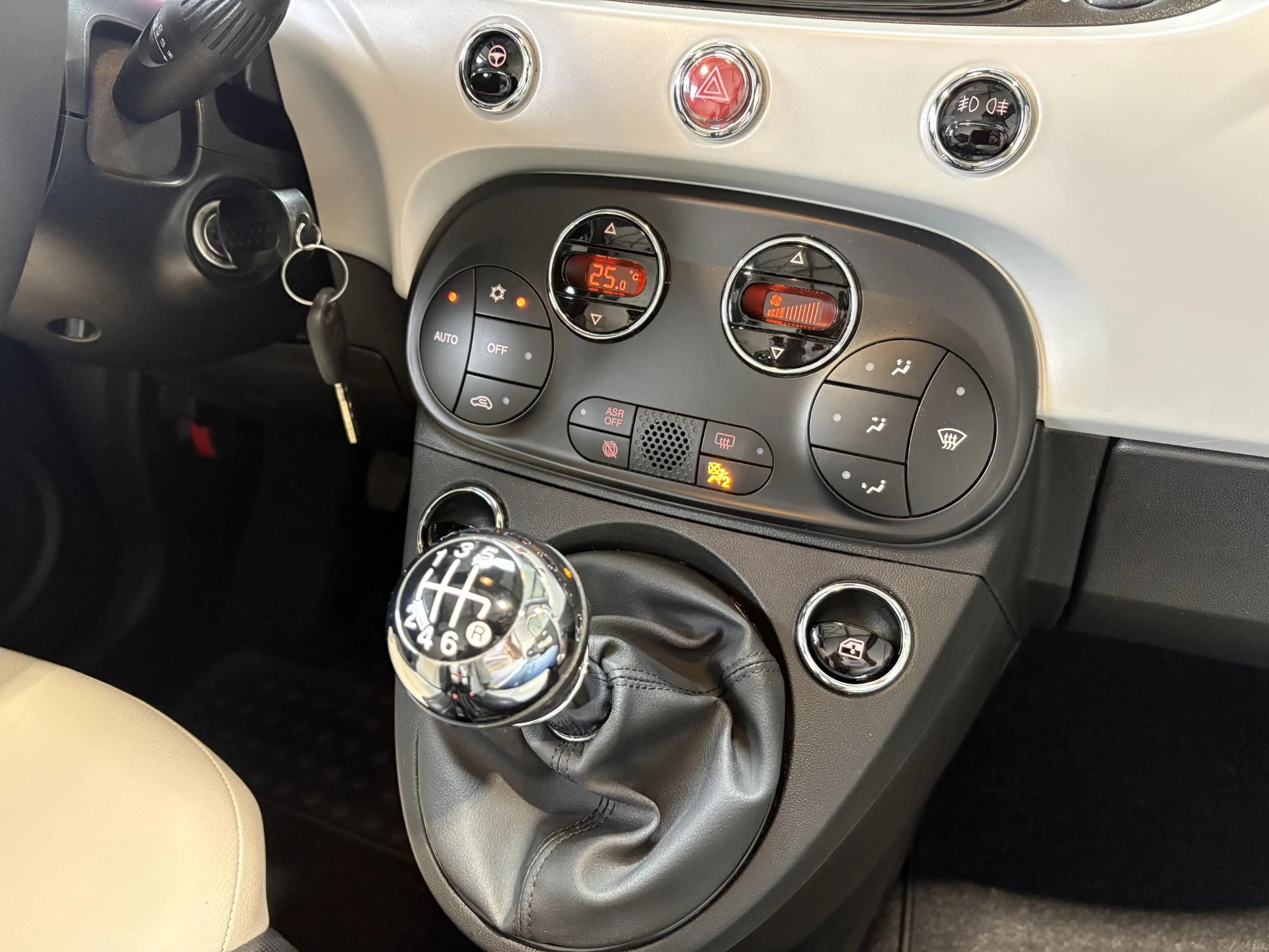 Hoofdafbeelding Fiat 500C
