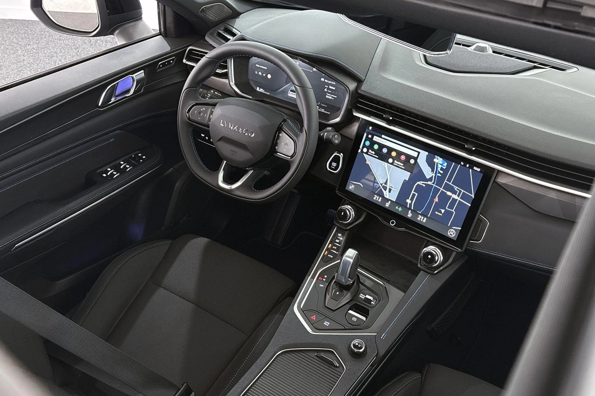 Hoofdafbeelding Lynk & Co 01