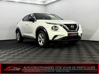 Hoofdafbeelding Nissan Juke Nissan Juke 1.0 DIG-T N-Connecta Camera, Apple carplay, Keyless start, Cruise control, Clima, A start stop, Lichtmetalen velgen