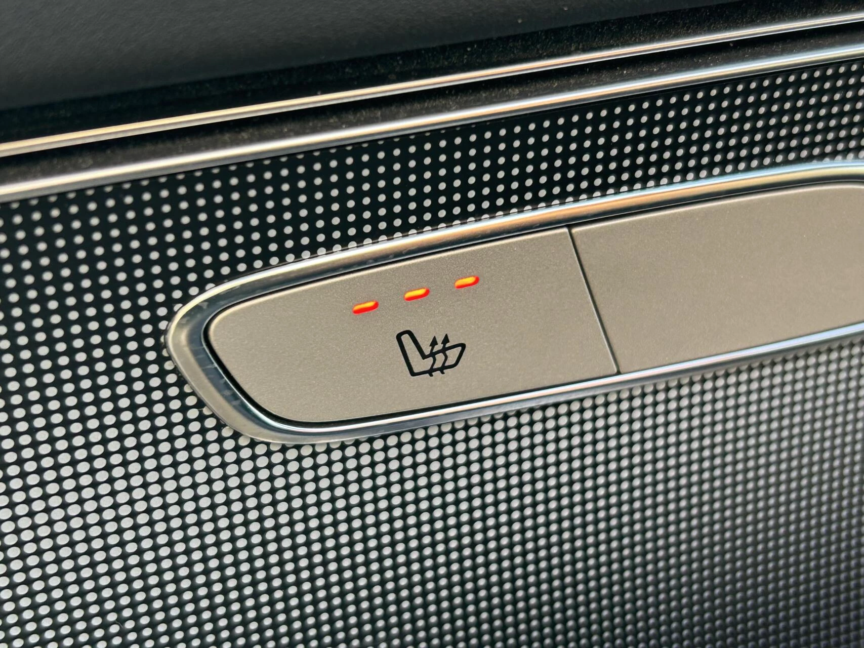 Hoofdafbeelding Mercedes-Benz EQC