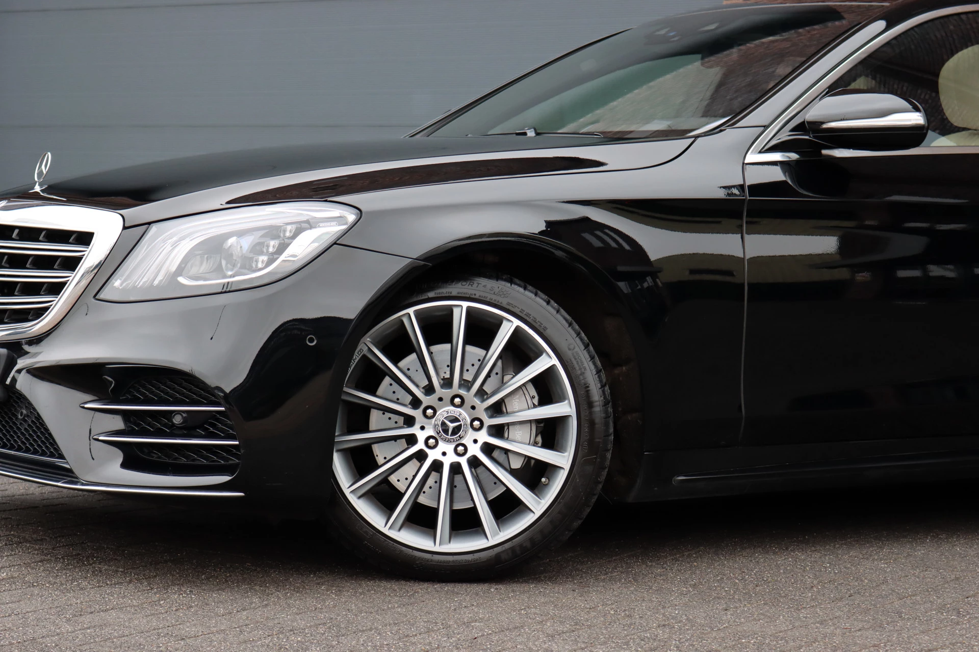 Hoofdafbeelding Mercedes-Benz S-Klasse