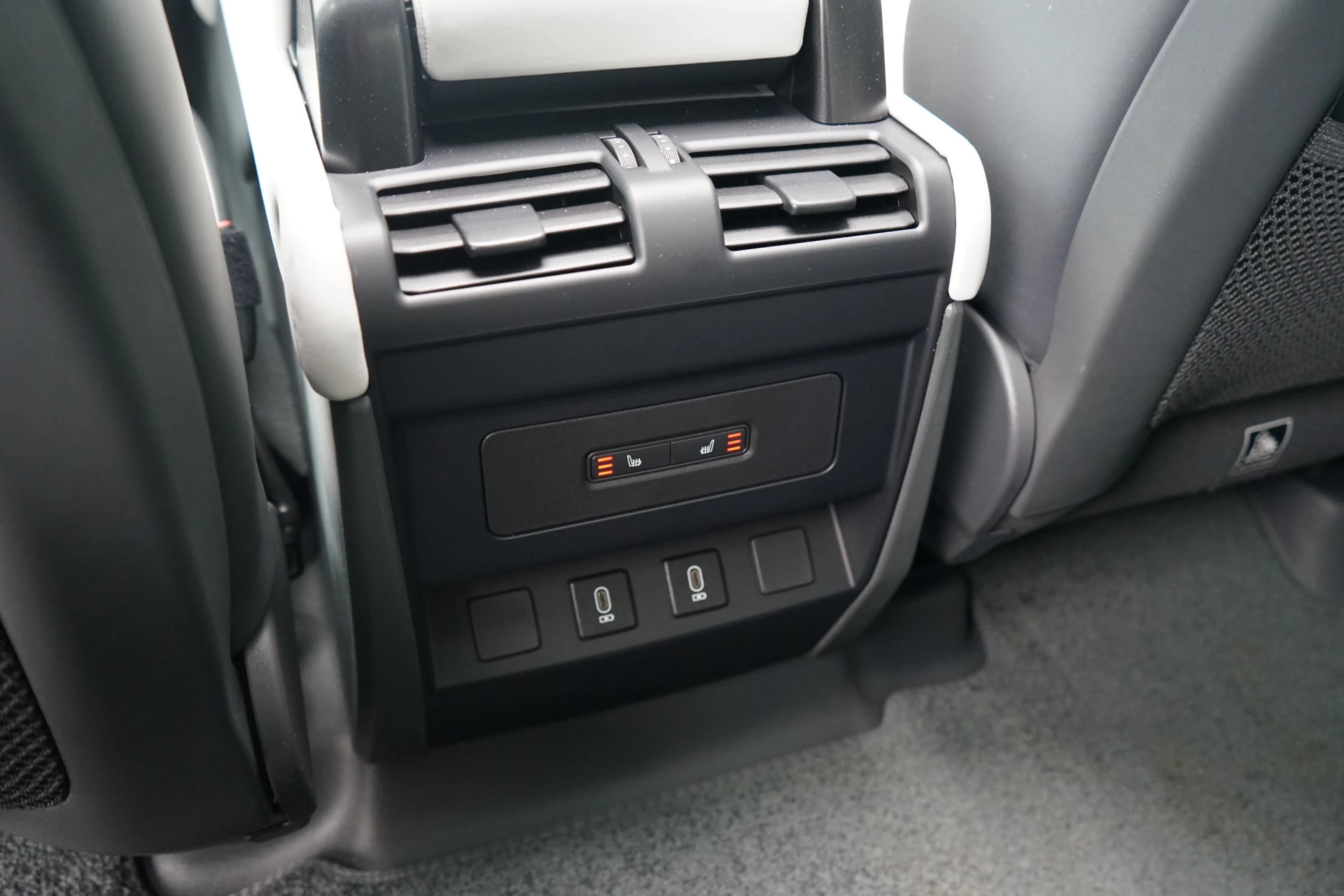 Hoofdafbeelding Land Rover Defender