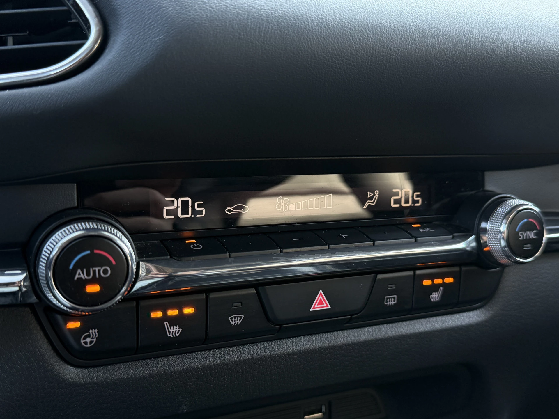 Hoofdafbeelding Mazda CX-30